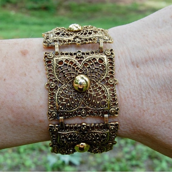 Vintage Celebrity Filigree Bracelet - Picture 1 of 12